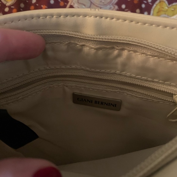 Giani Bernini Purse - Picture 3 of 8